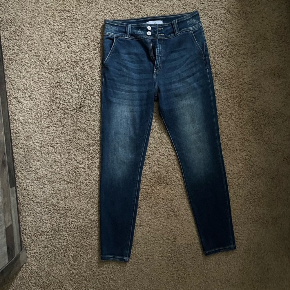 KanCan jeans dark wash